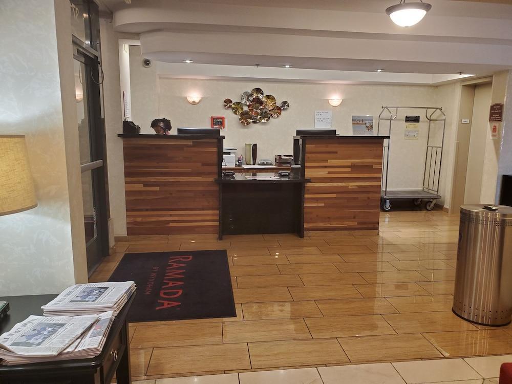 Ramada By Wyndham Oakland Downtown City Center Eksteriør bilde