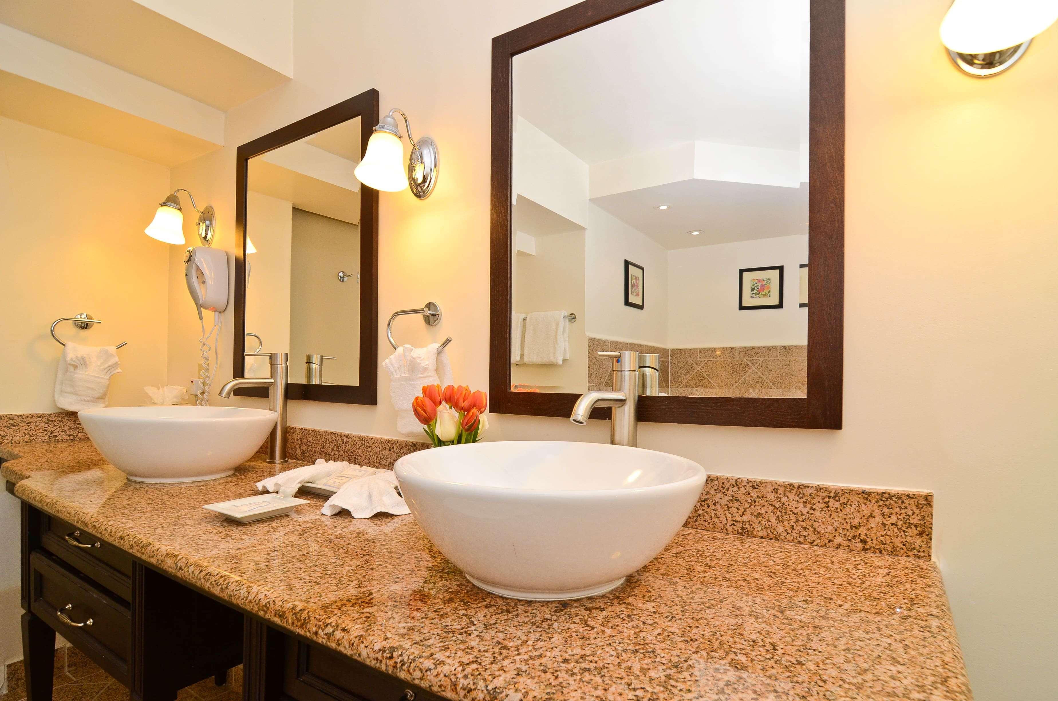 Ramada By Wyndham Oakland Downtown City Center Eksteriør bilde