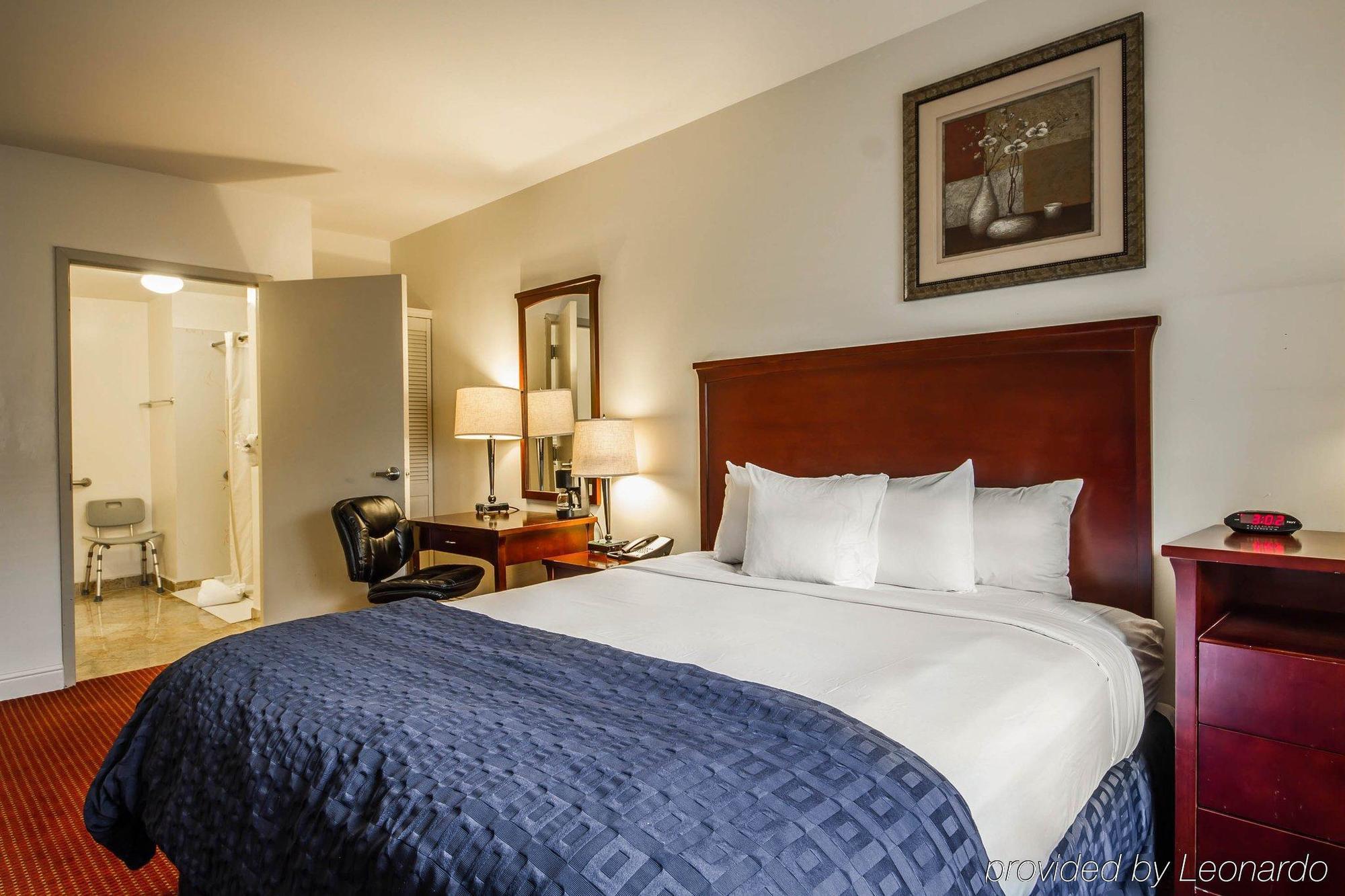 Ramada By Wyndham Oakland Downtown City Center Eksteriør bilde