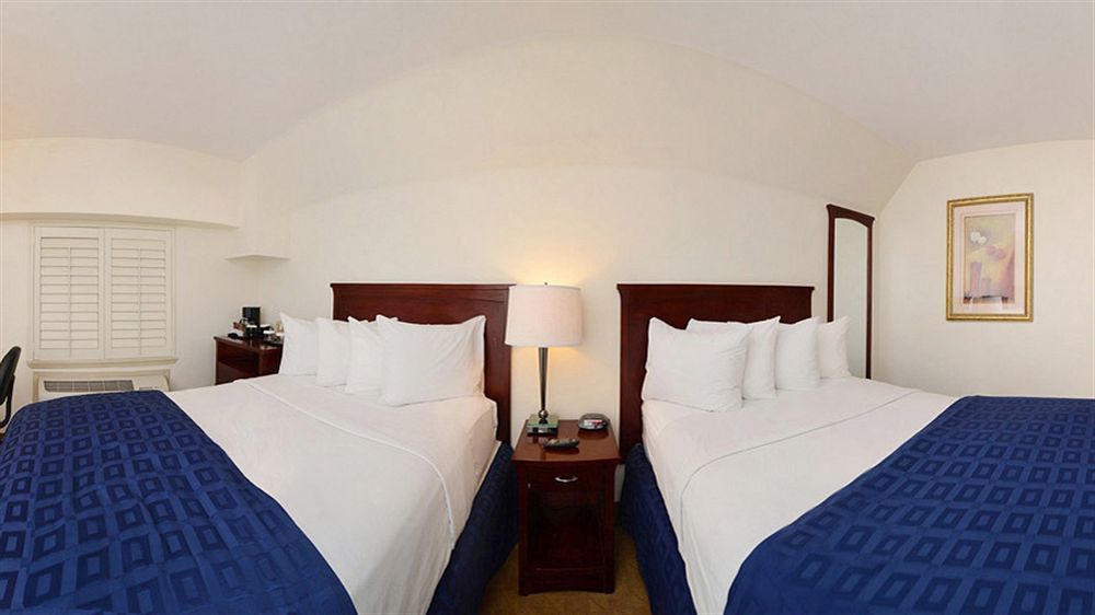 Ramada By Wyndham Oakland Downtown City Center Eksteriør bilde